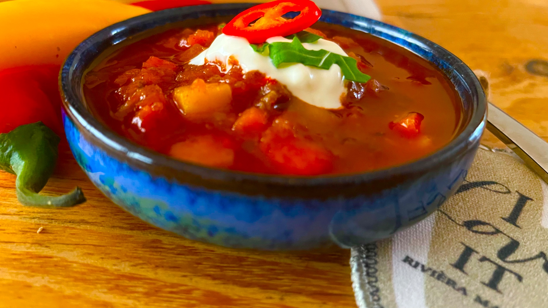 Klassische Gulaschsuppe